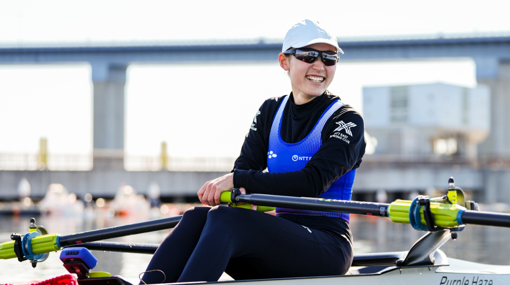 ��� �^��