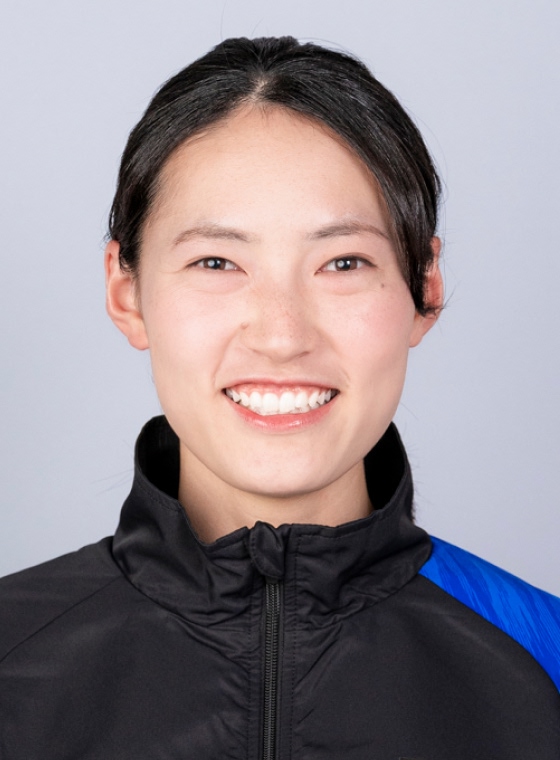 ��� �^��